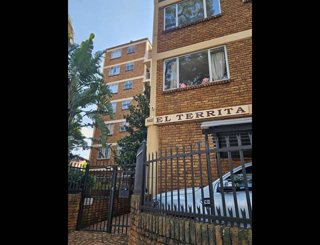 2 BEDROOM APARTMENT FOR SALE IN WONDERBOOM SOUTH